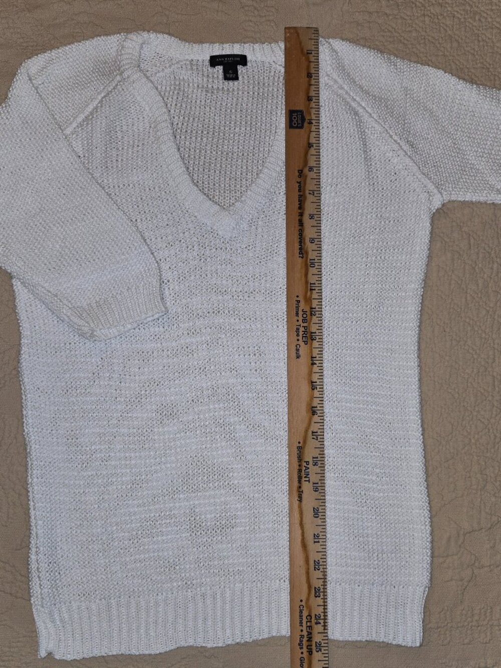 ANN TAYLOR Cotton V-neck Sweater Size S